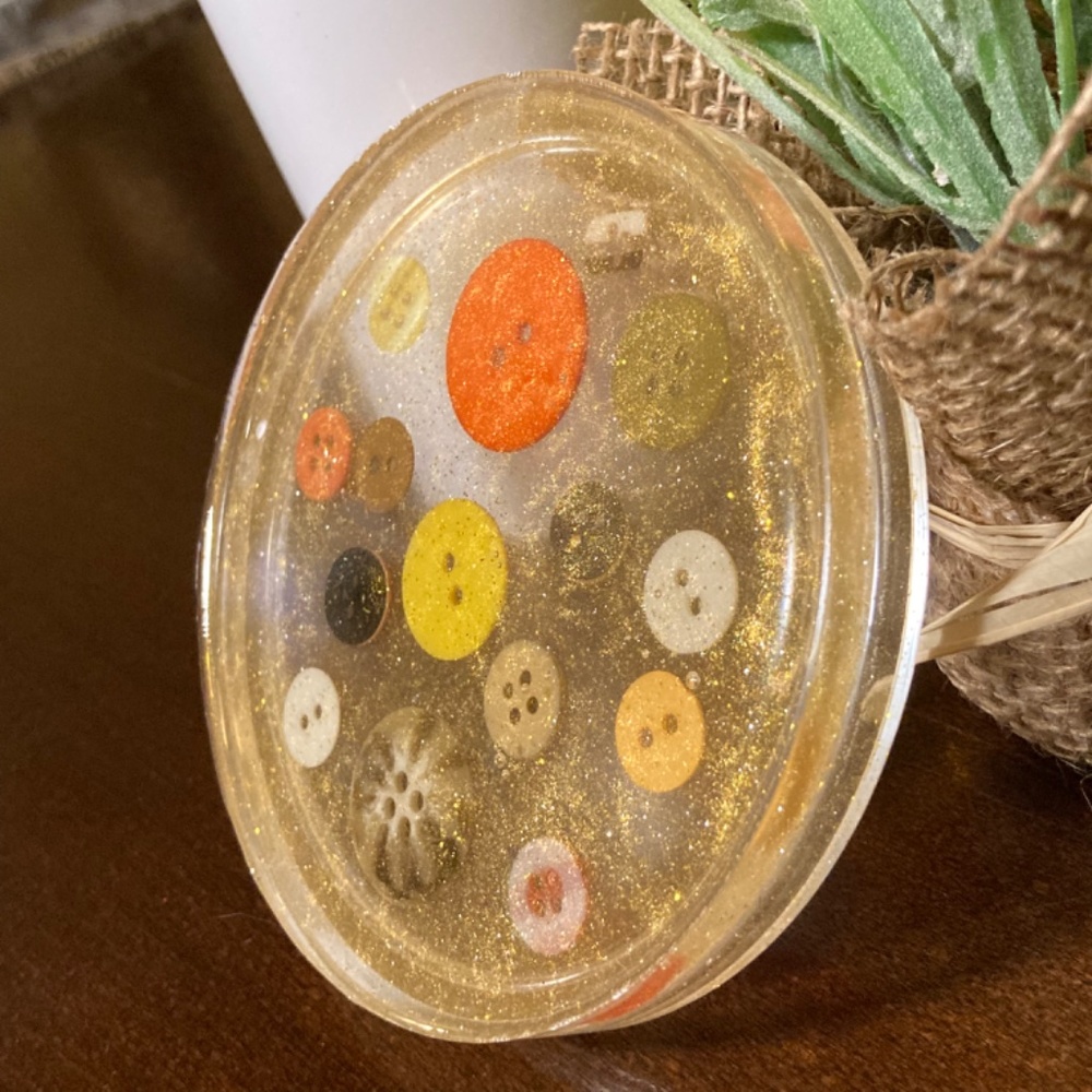 Resin Button Coaster Hand Crafted - Picture 6 of 6